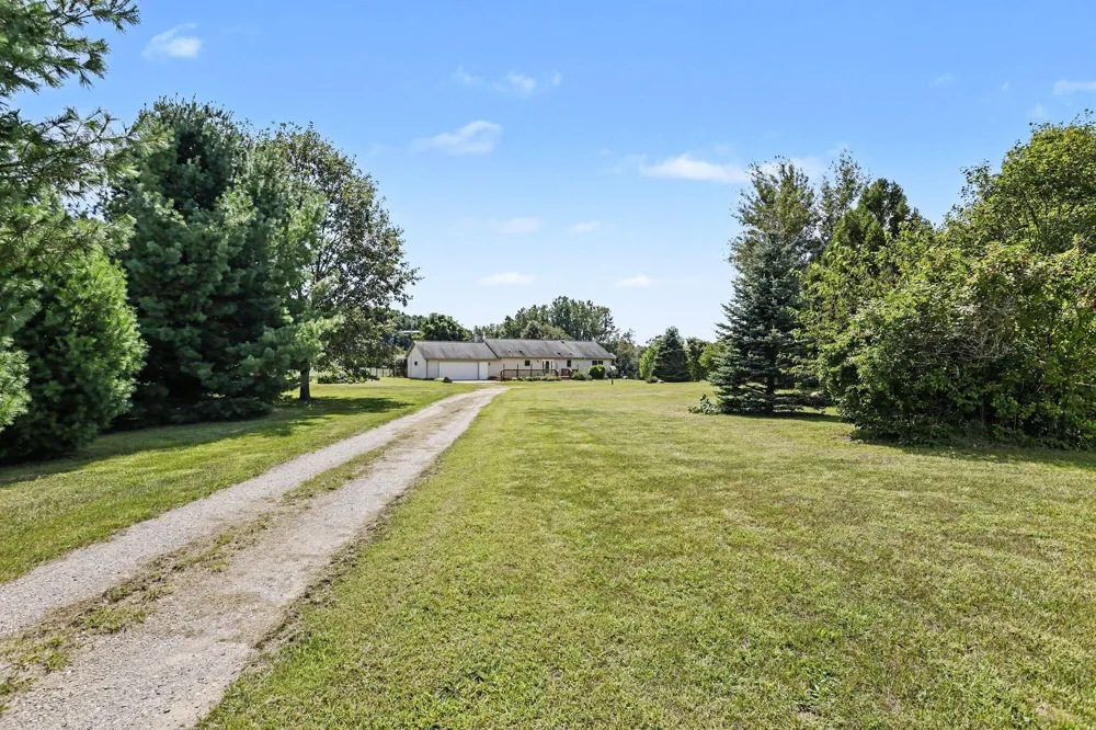 54585 W County Road 365 Lawrence Township, MI 49064