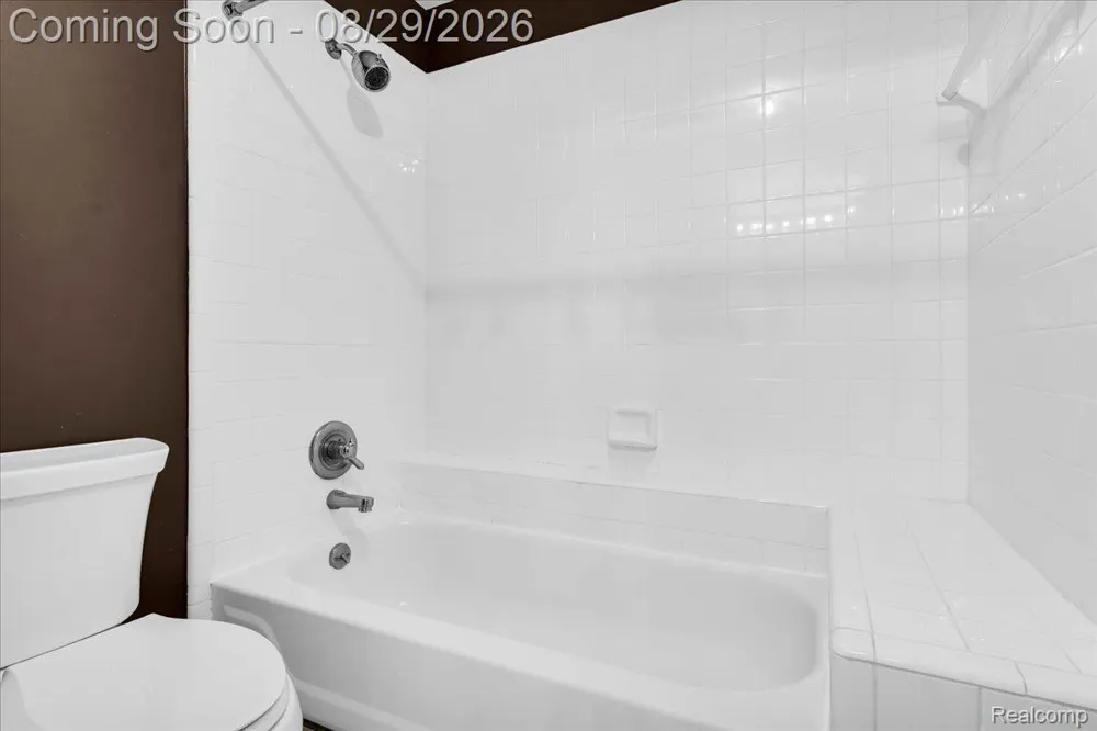1781 Westridge Drive Rochester Hills City, MI 48306