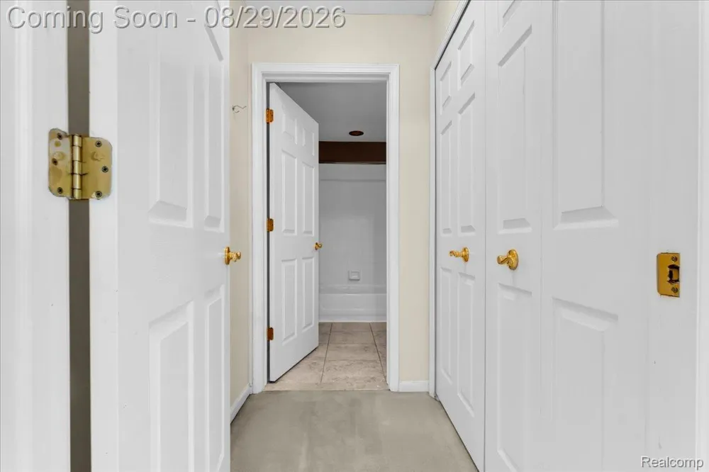 1781 Westridge Drive Rochester Hills City, MI 48306