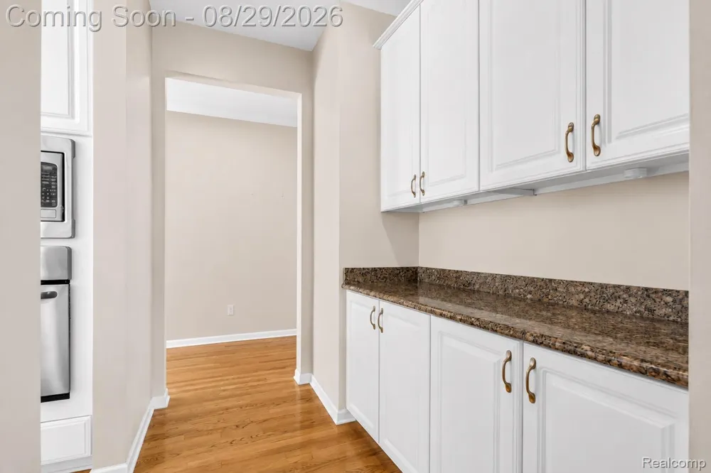 1781 Westridge Drive Rochester Hills City, MI 48306