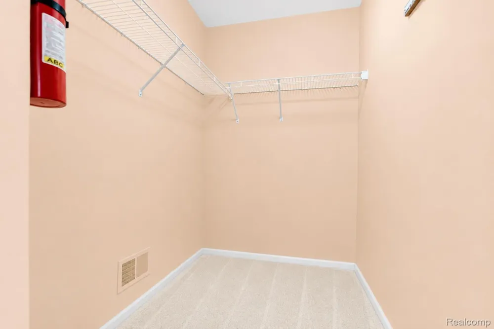 1781 Westridge Drive Rochester Hills City, MI 48306