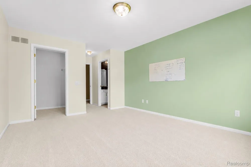 1781 Westridge Drive Rochester Hills City, MI 48306