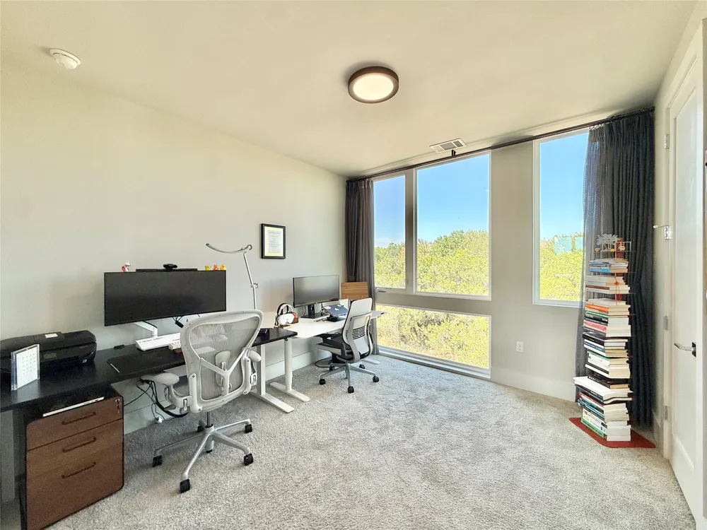 7915 Floracita Lane Austin, TX 78735