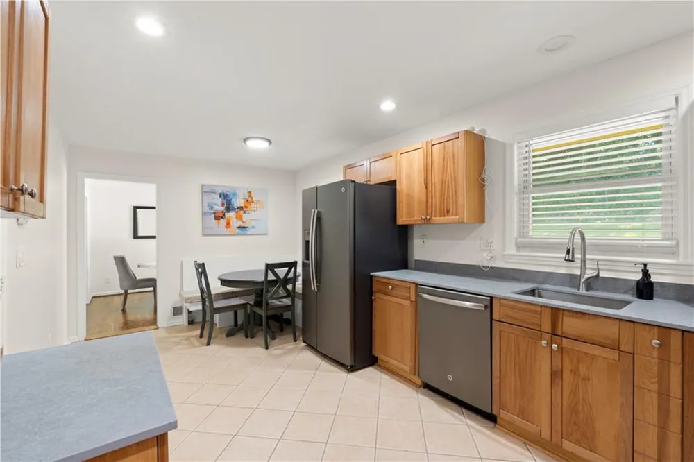 371 North Avenue Hapeville, GA 30354