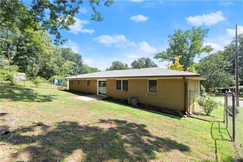 371 North Avenue Hapeville, GA 30354