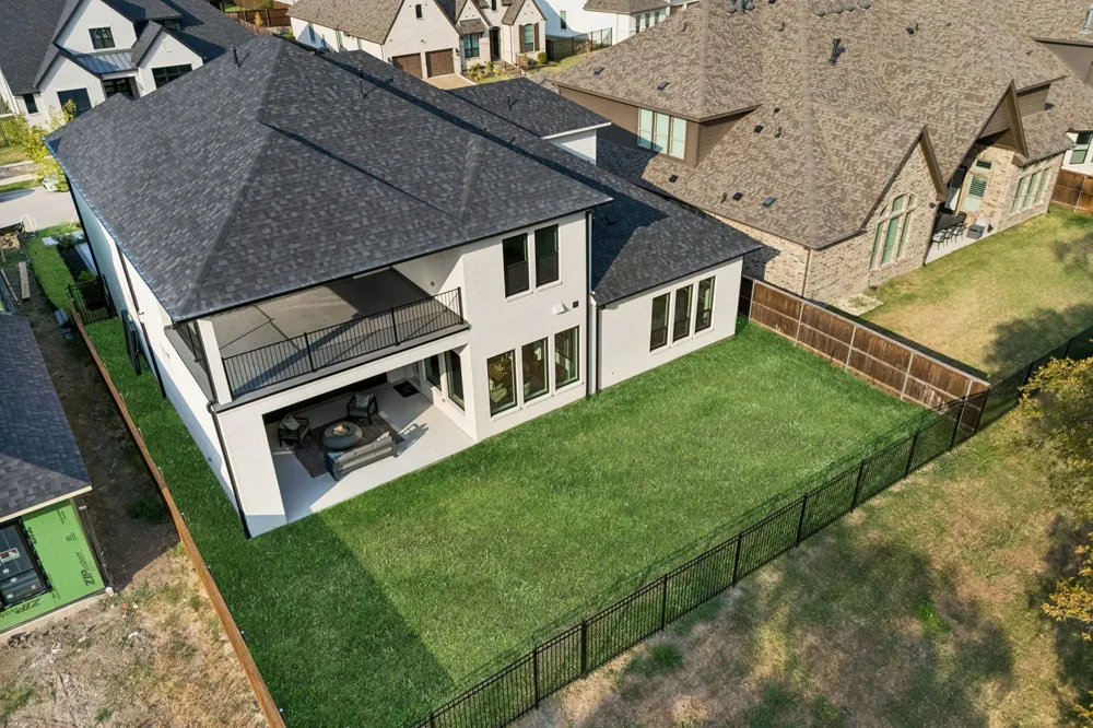 1770 Coopers Hawk Drive Arlington, TX 76005