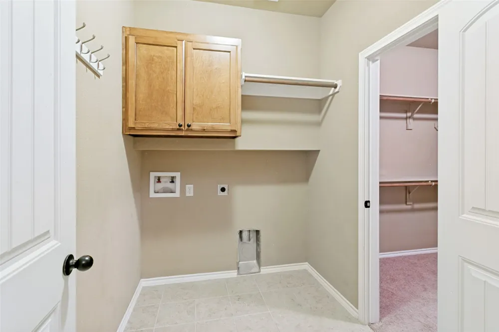 308 Pecos Drive Burleson, TX 76028