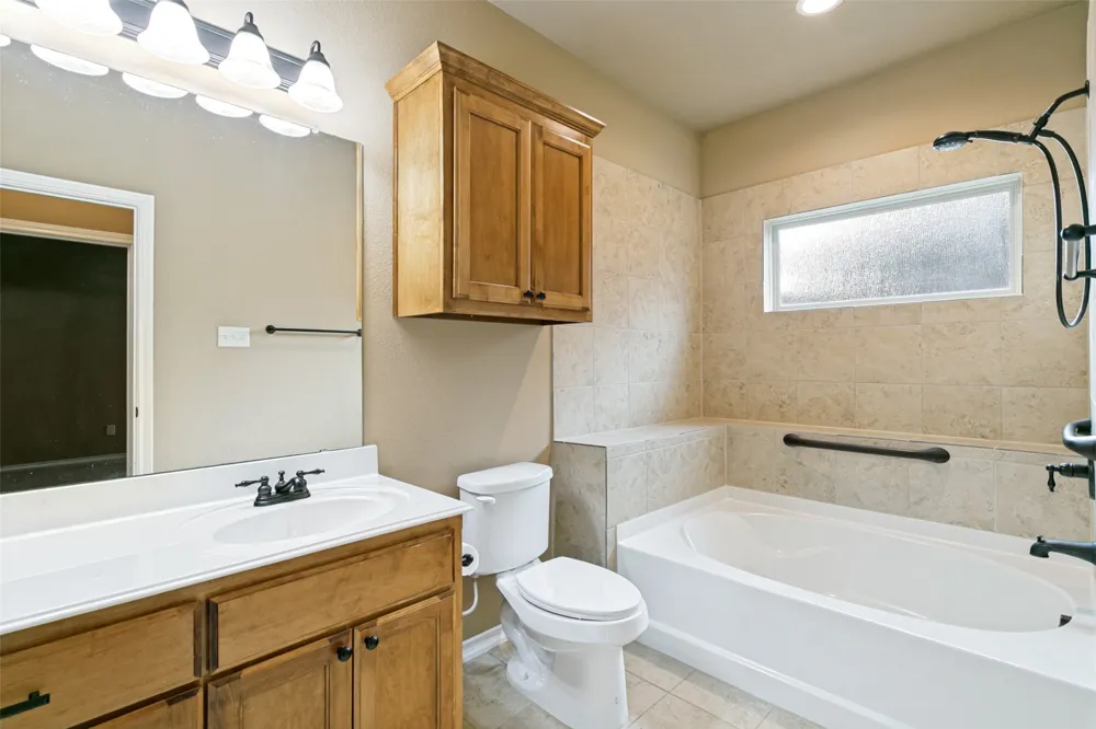 308 Pecos Drive Burleson, TX 76028