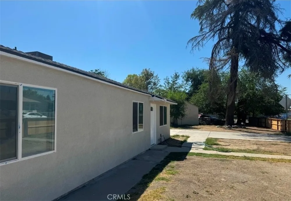 336 T Bakersfield, CA 93304