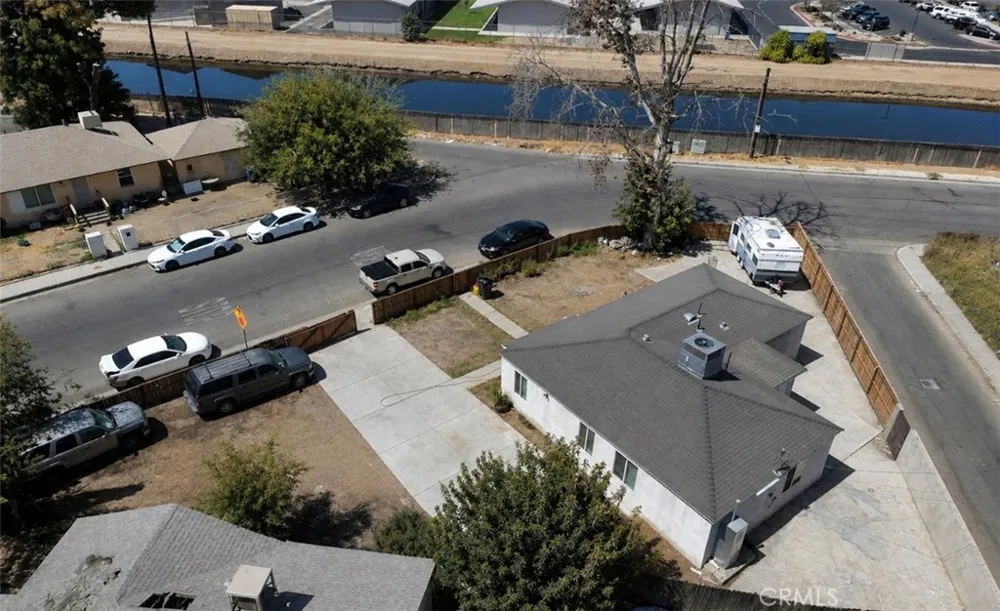 336 T Bakersfield, CA 93304