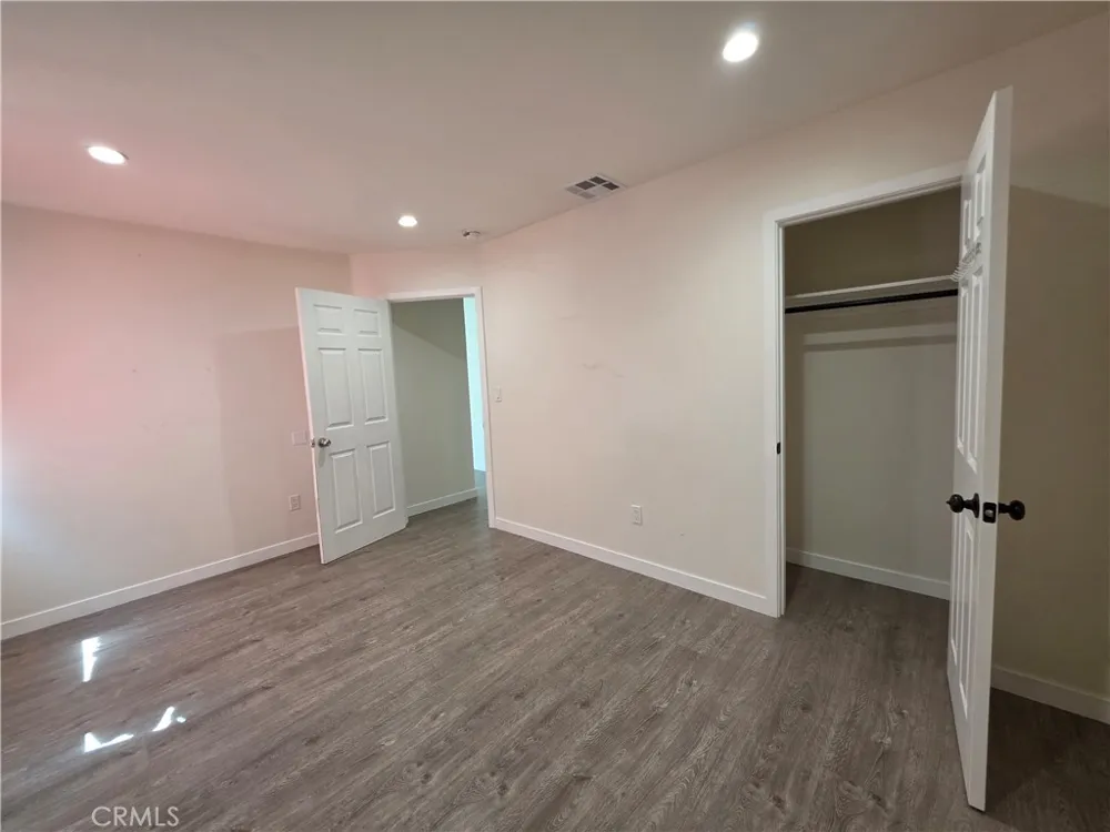336 T Bakersfield, CA 93304