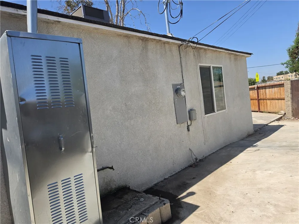 336 T Bakersfield, CA 93304