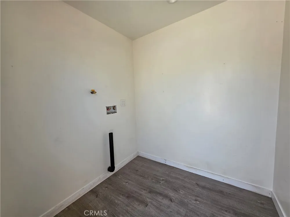 336 T Bakersfield, CA 93304