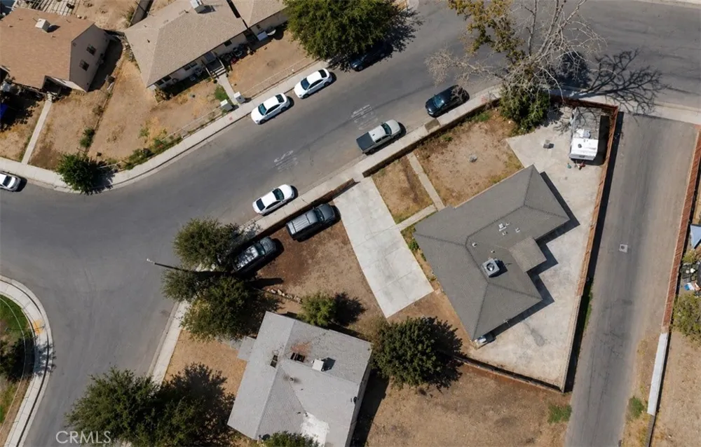 336 T Bakersfield, CA 93304