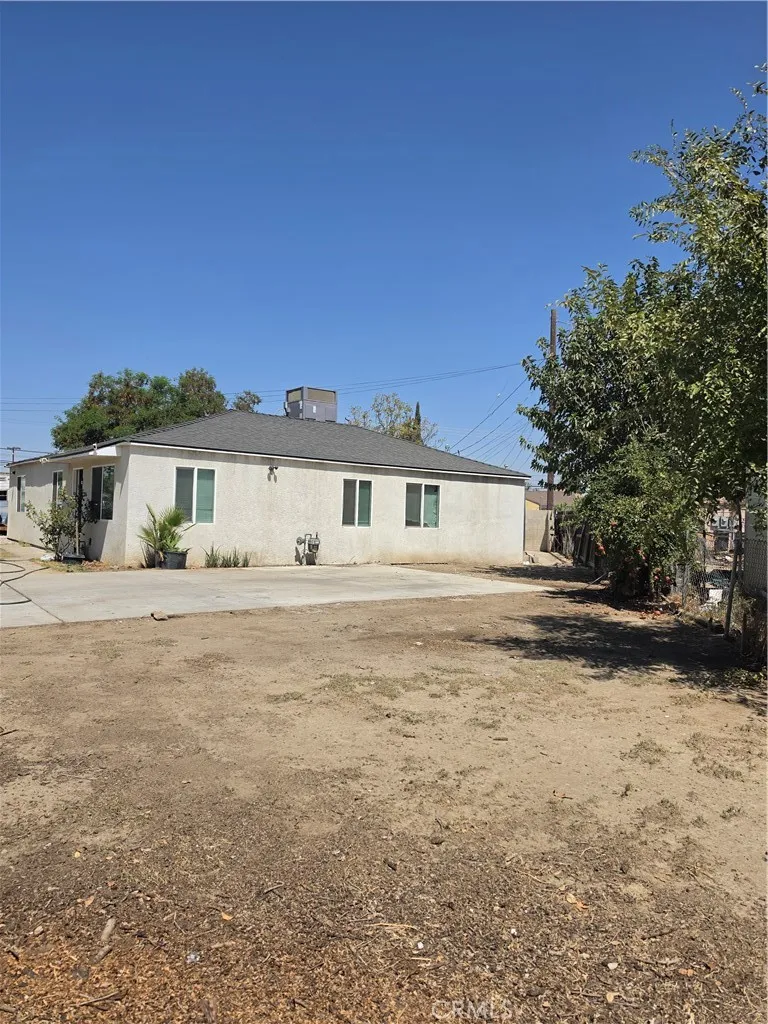 336 T Bakersfield, CA 93304