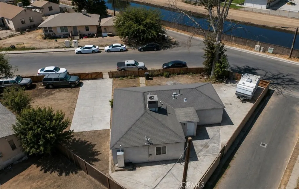 336 T Bakersfield, CA 93304