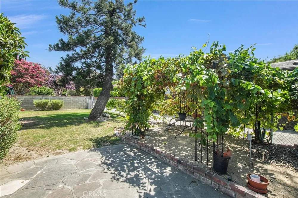 237 Catalina Street Burbank, CA 91505
