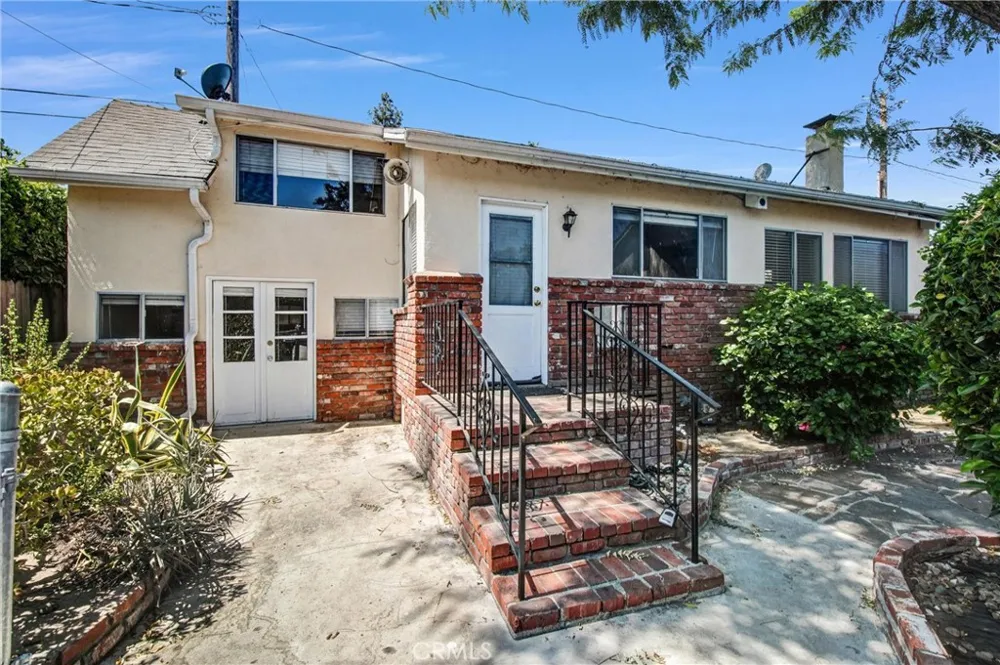 237 Catalina Street Burbank, CA 91505