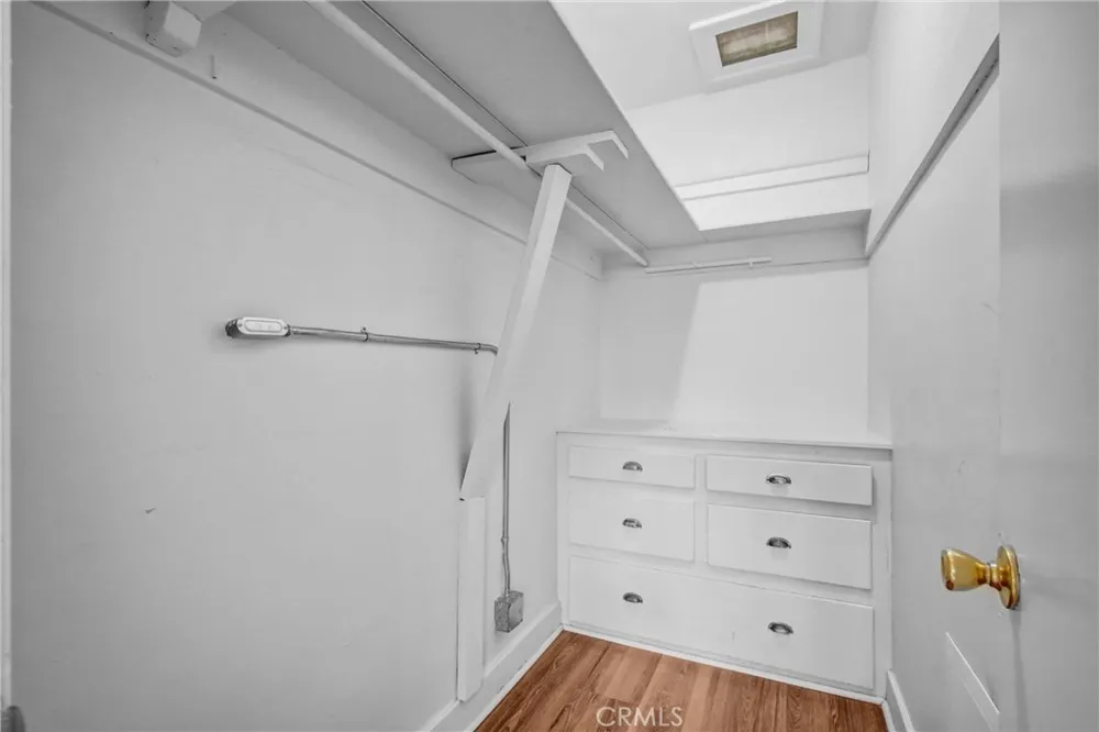 237 Catalina Street Burbank, CA 91505