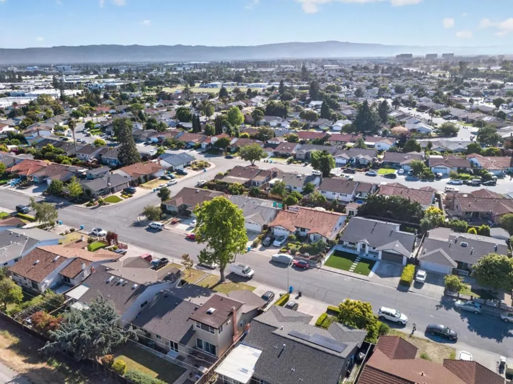 3736 Eastwood Circle Santa Clara, CA 95054