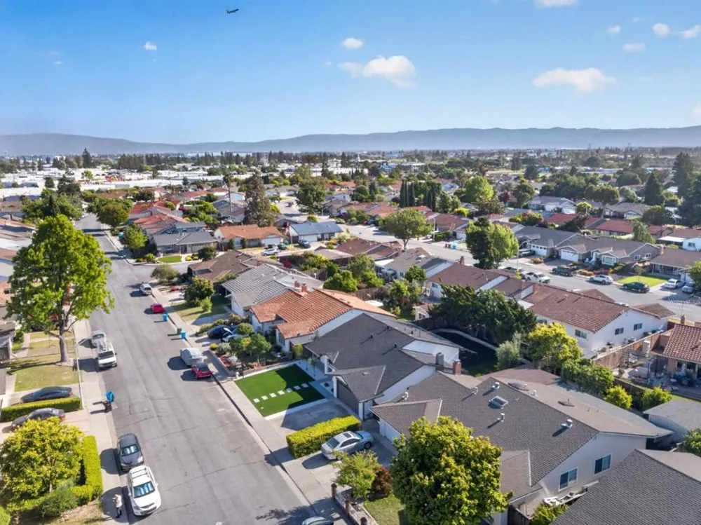 3736 Eastwood Circle Santa Clara, CA 95054