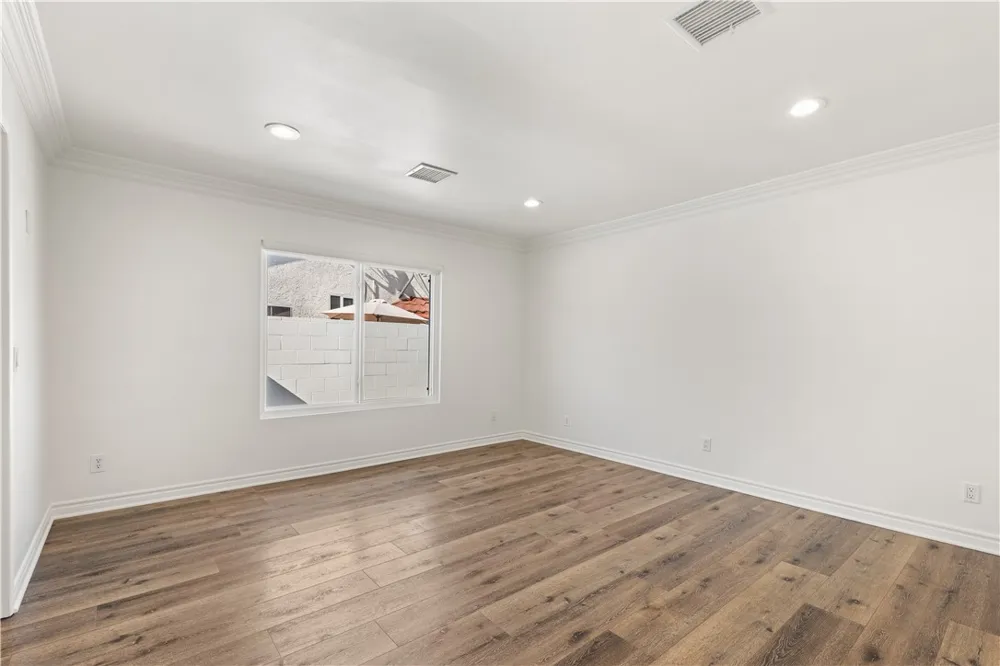 6515 Kenwater West Hills, CA 91307