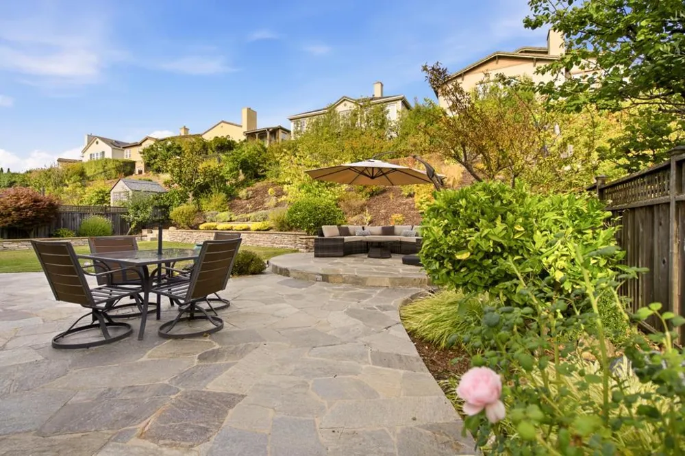 130 Arundel Drive Hayward, CA 94542