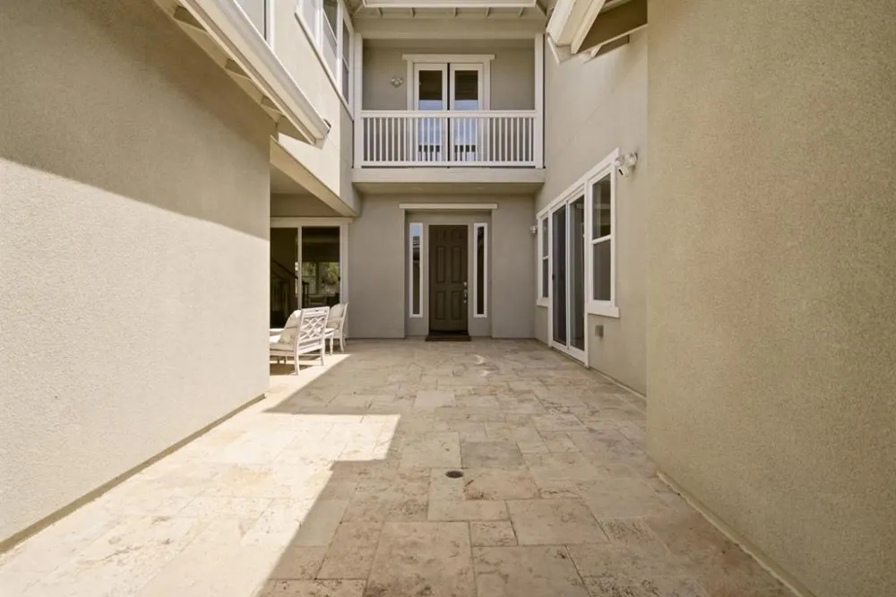 130 Arundel Drive Hayward, CA 94542
