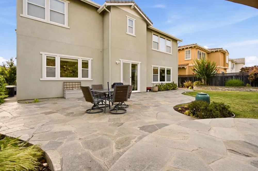 130 Arundel Drive Hayward, CA 94542