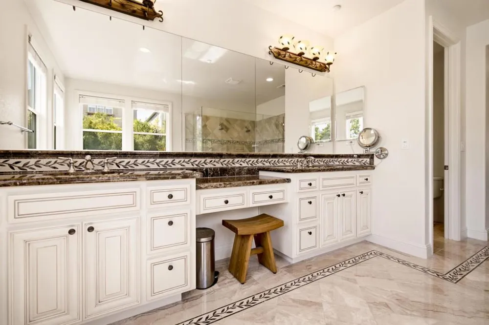 130 Arundel Drive Hayward, CA 94542