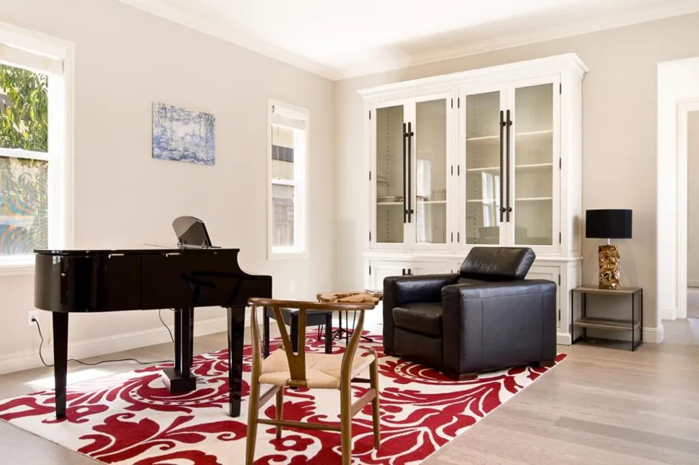 130 Arundel Drive Hayward, CA 94542