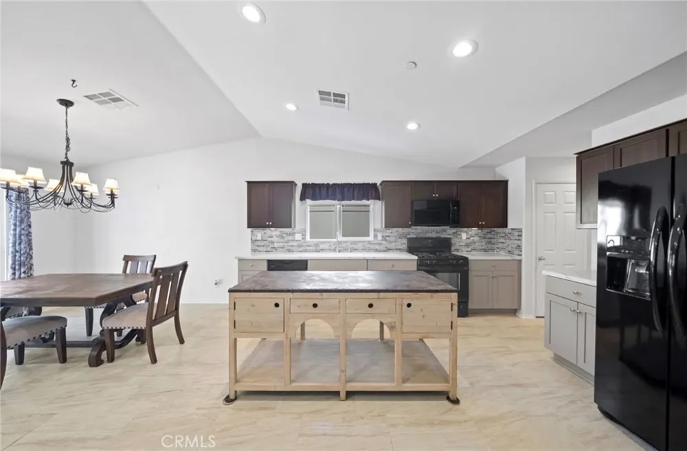 33099 Rustlers Road Winchester, CA 92596