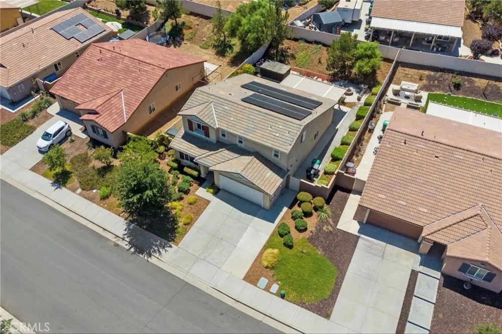 33099 Rustlers Road Winchester, CA 92596