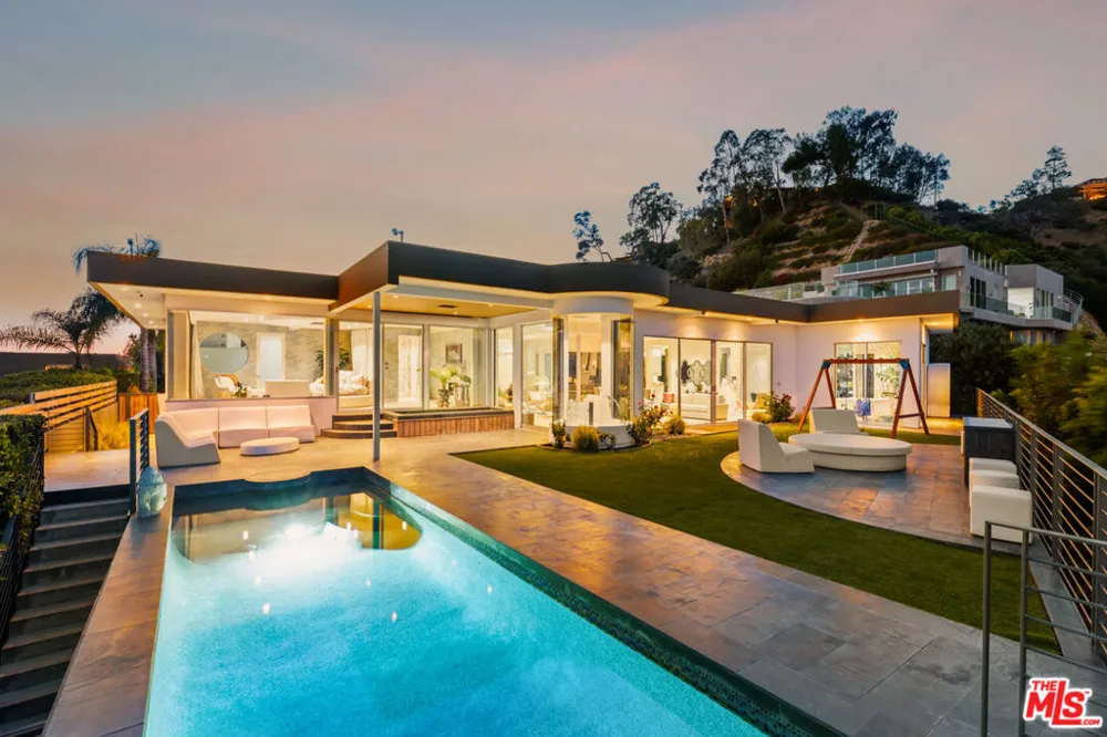 9353 Nightingale Drive Los Angeles, CA 90069