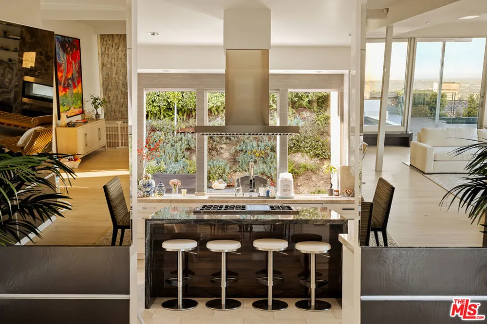 9353 Nightingale Drive Los Angeles, CA 90069