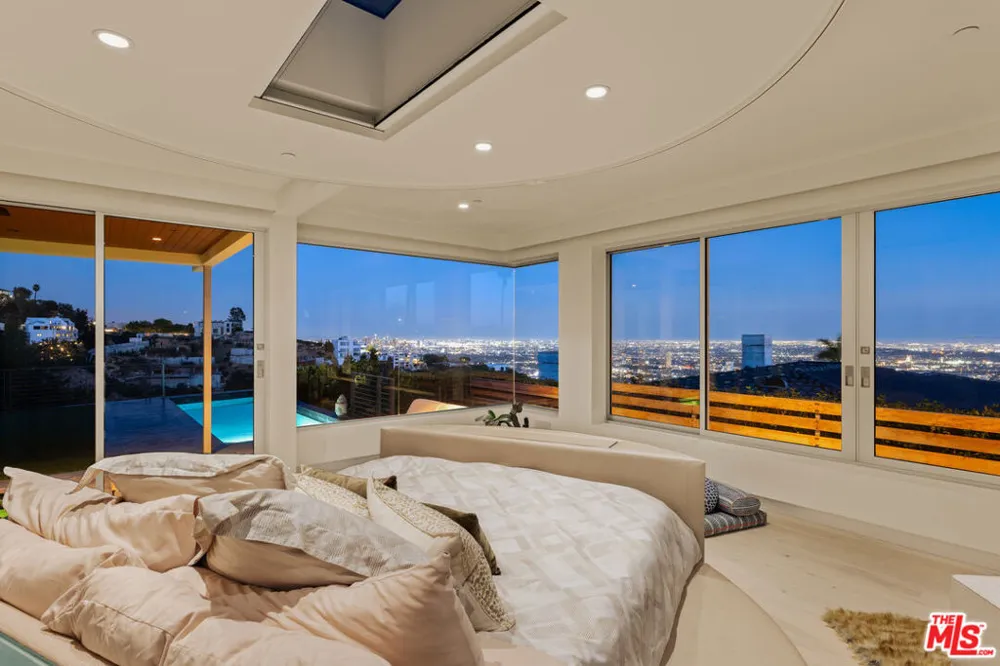 9353 Nightingale Drive Los Angeles, CA 90069