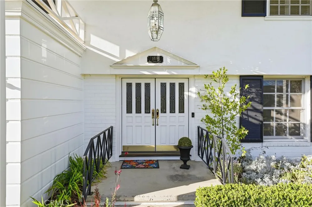 1819 W Las Lanas Fullerton, CA 92833
