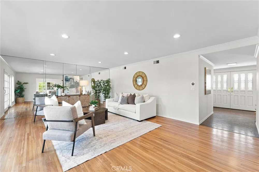 1819 W Las Lanas Fullerton, CA 92833