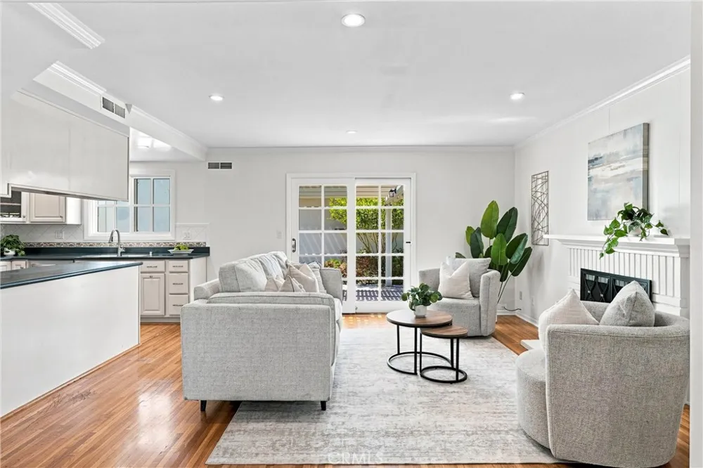 1819 W Las Lanas Fullerton, CA 92833