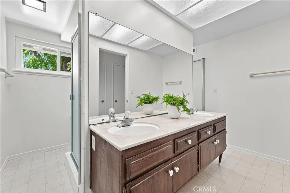 1819 W Las Lanas Fullerton, CA 92833