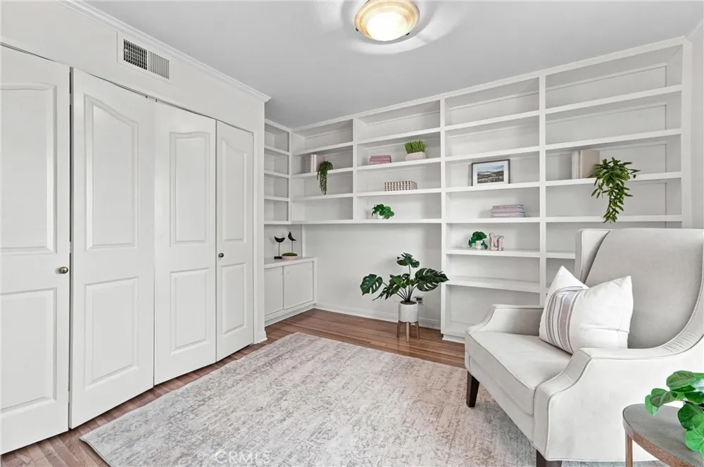 1819 W Las Lanas Fullerton, CA 92833