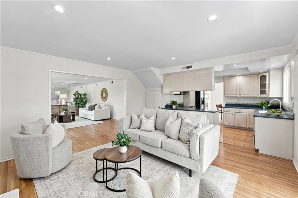 1819 W Las Lanas Fullerton, CA 92833