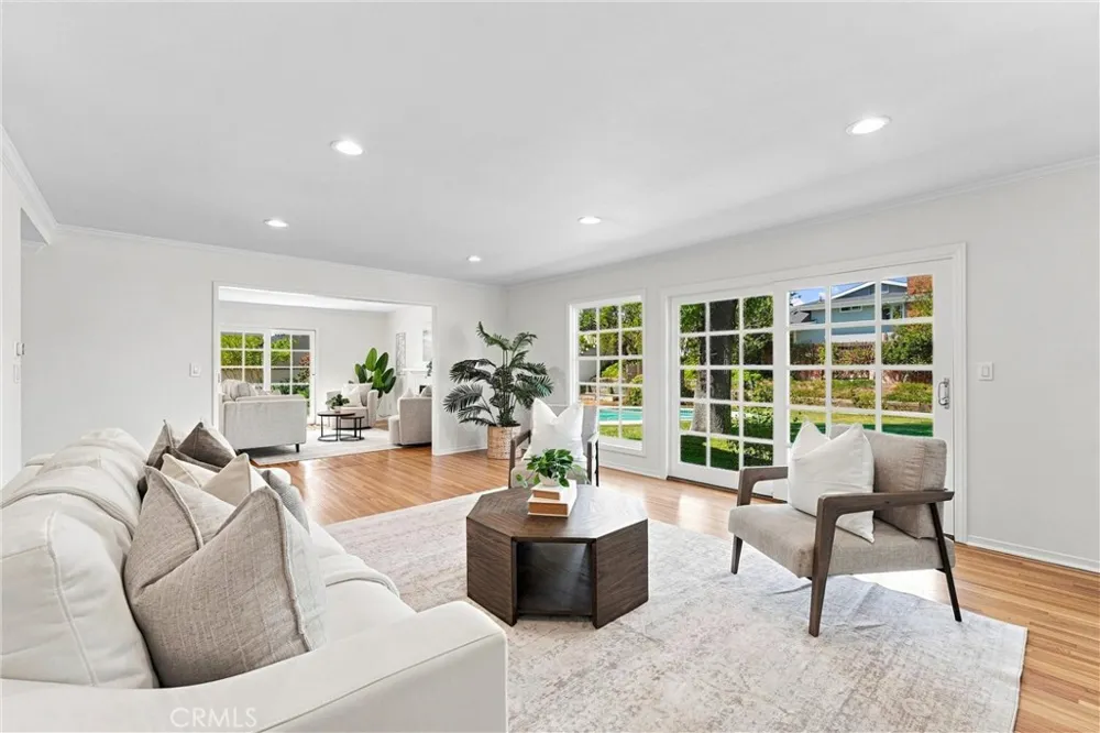 1819 W Las Lanas Fullerton, CA 92833