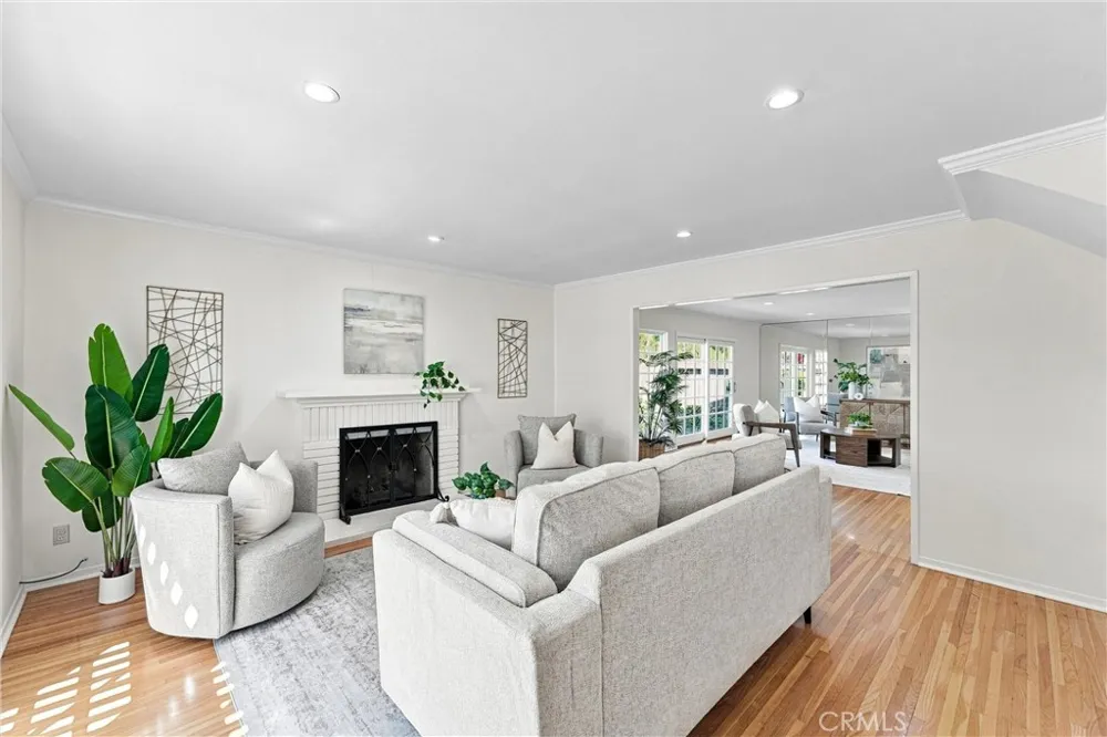 1819 W Las Lanas Fullerton, CA 92833