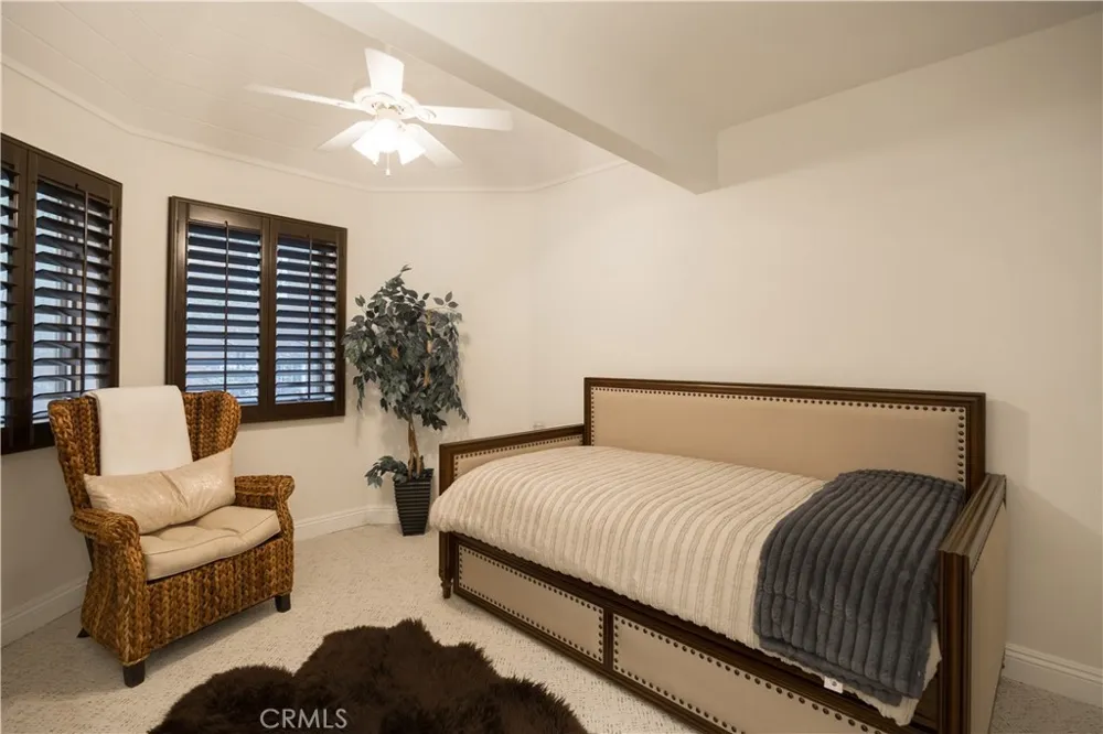 27598 Meadow Bay Lake Arrowhead, CA 92352