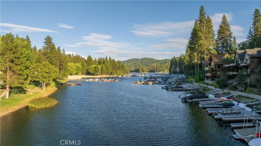 27598 Meadow Bay Lake Arrowhead, CA 92352