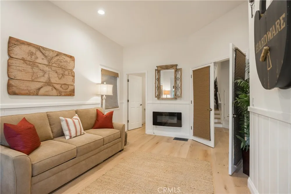 27598 Meadow Bay Lake Arrowhead, CA 92352
