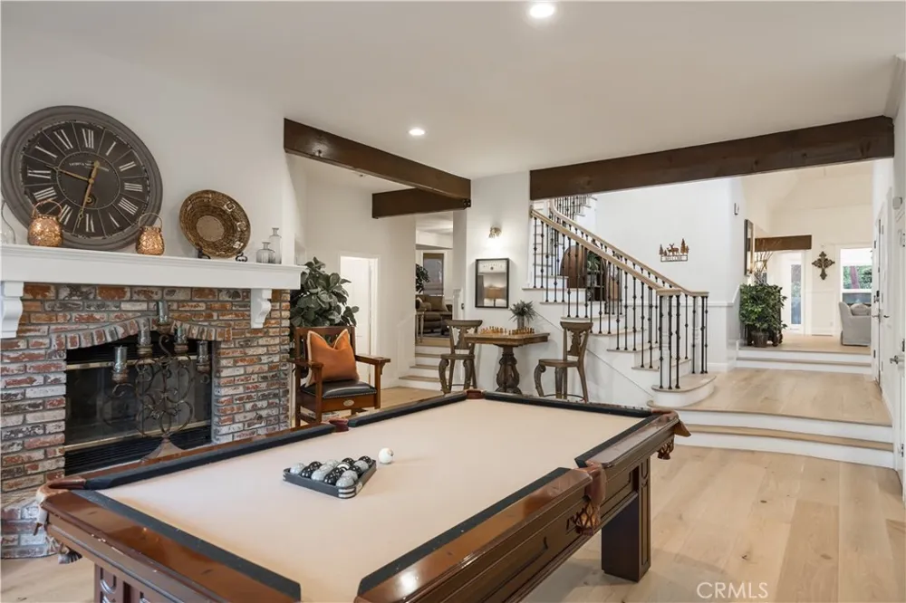 27598 Meadow Bay Lake Arrowhead, CA 92352