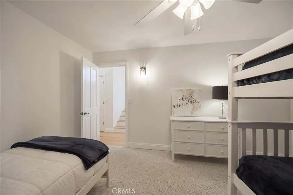 27598 Meadow Bay Lake Arrowhead, CA 92352