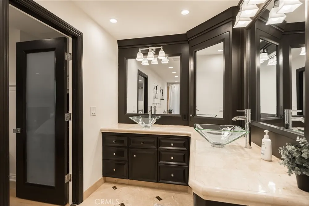 27598 Meadow Bay Lake Arrowhead, CA 92352